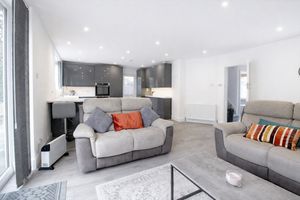 Photo 13- click for photo gallery